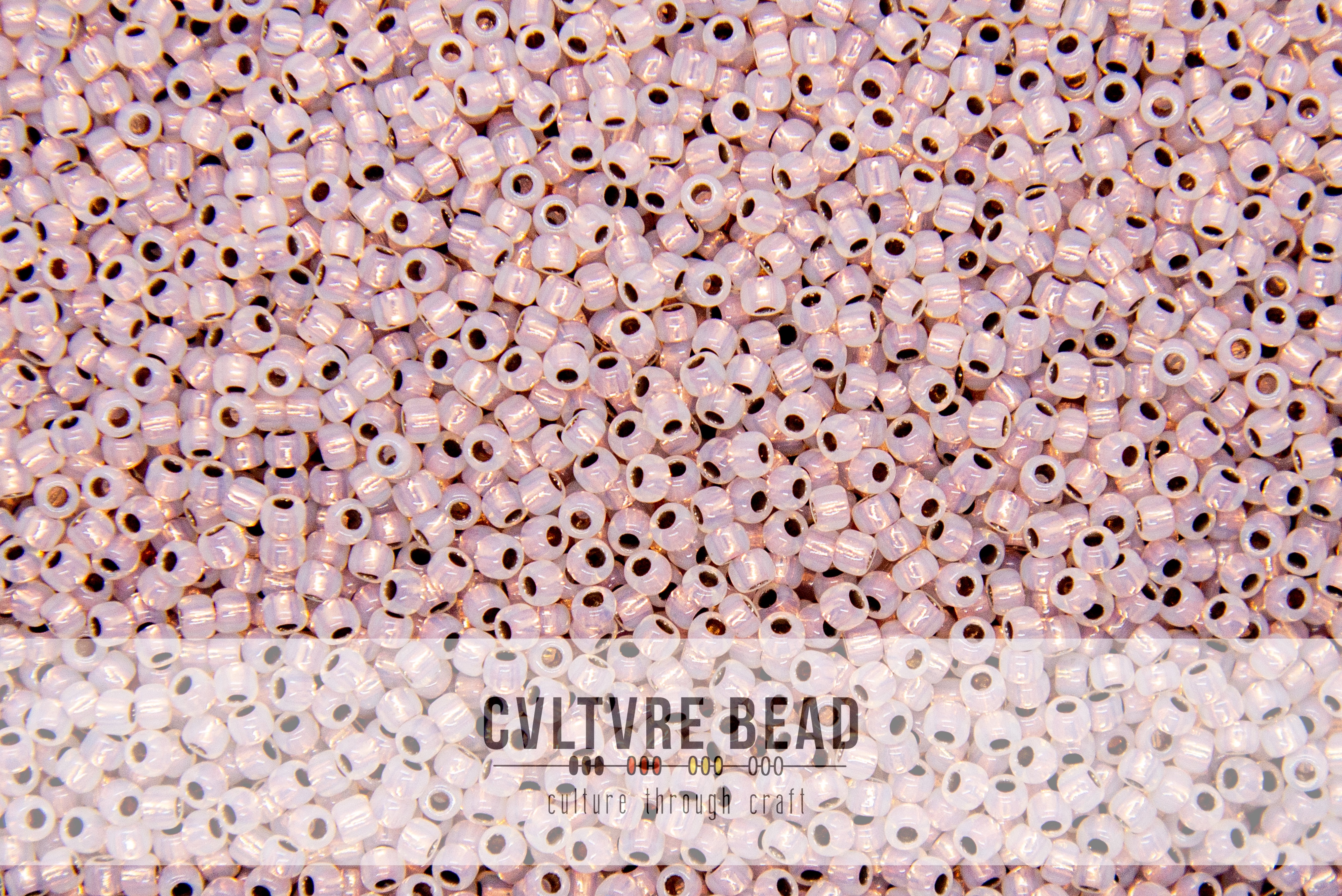 Toho Seedbead 11/0 - Copper Lined Alabaster - 22g